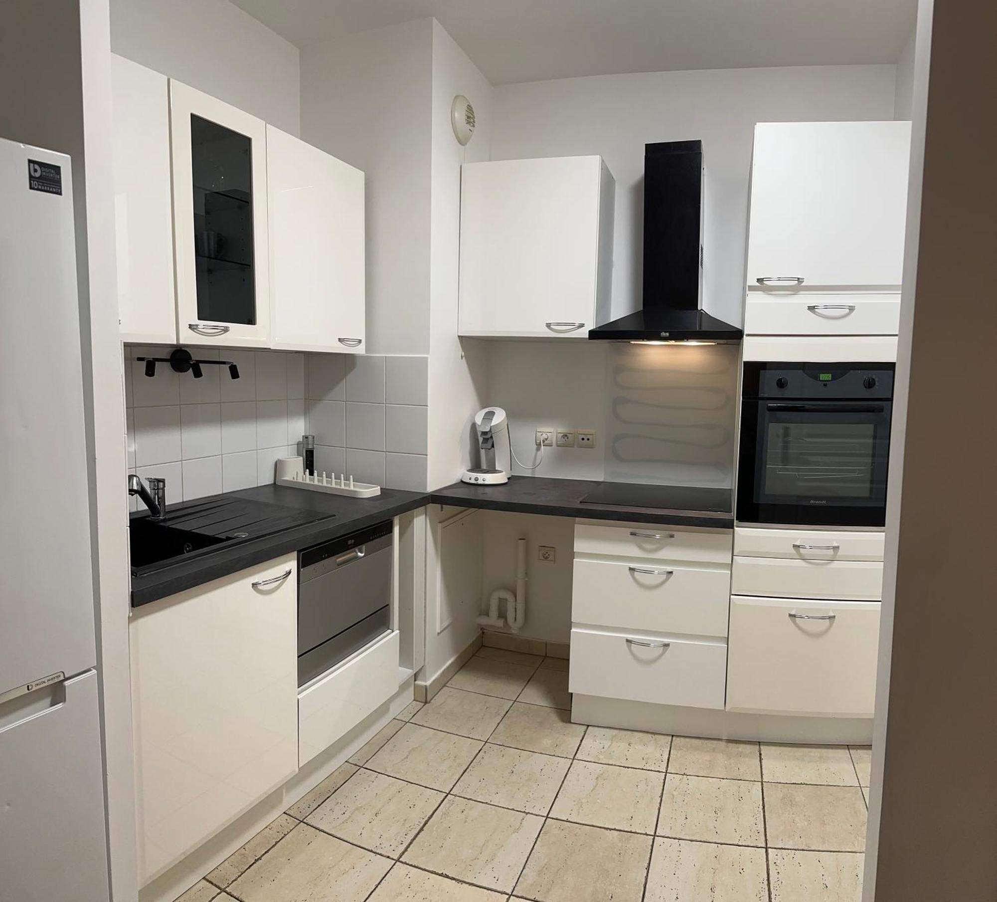 Appartement 2 Pieces Pres Du Canal St-martin *
