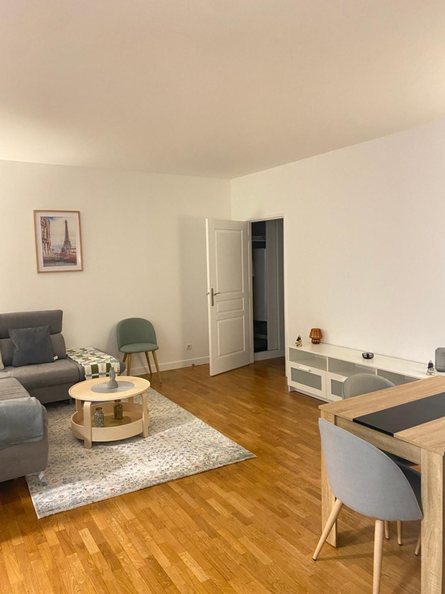 Appartement 2 Pieces Pres Du Canal St-martin