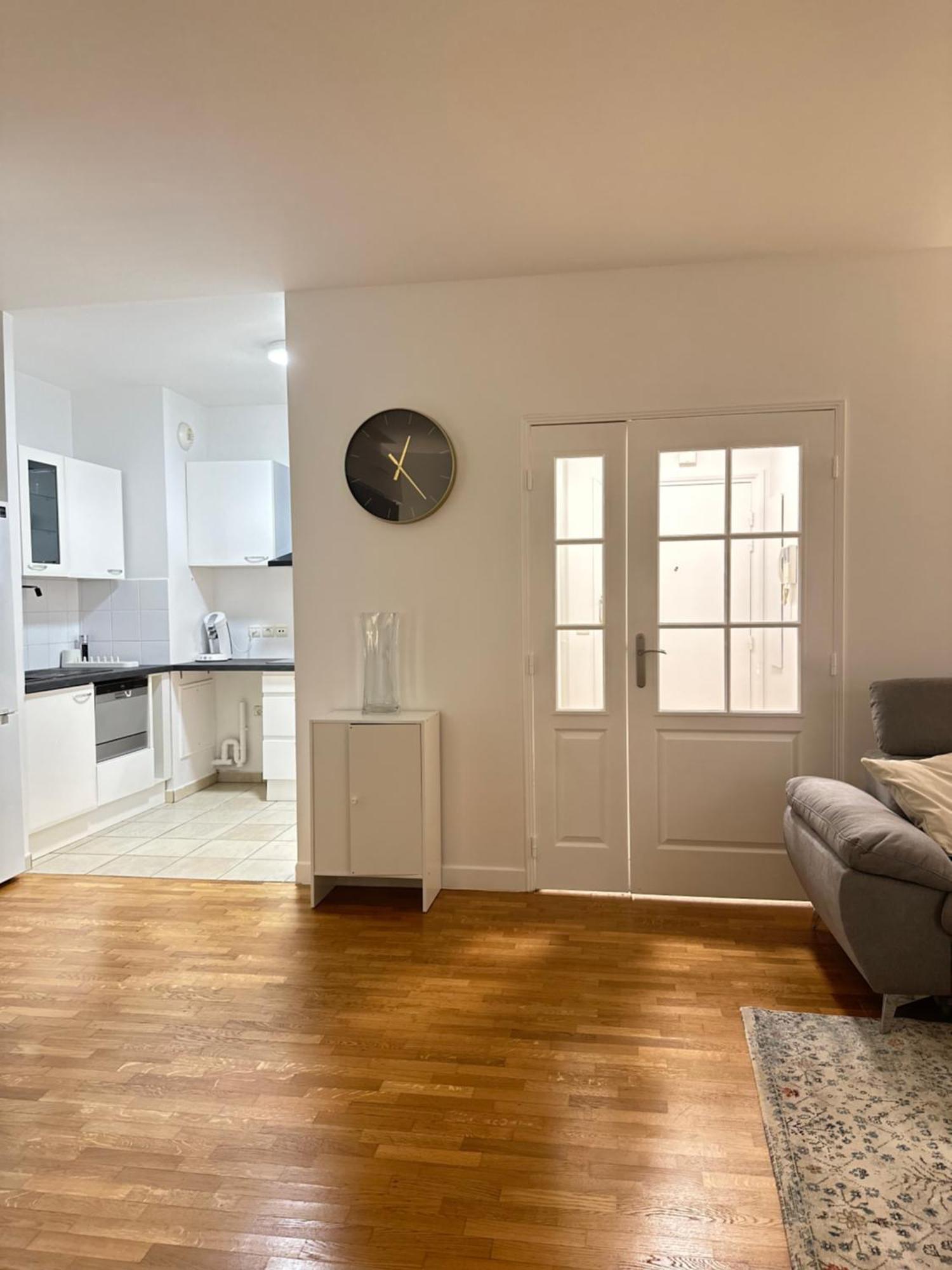 Appartement 2 Pieces Pres Du Canal St-martin